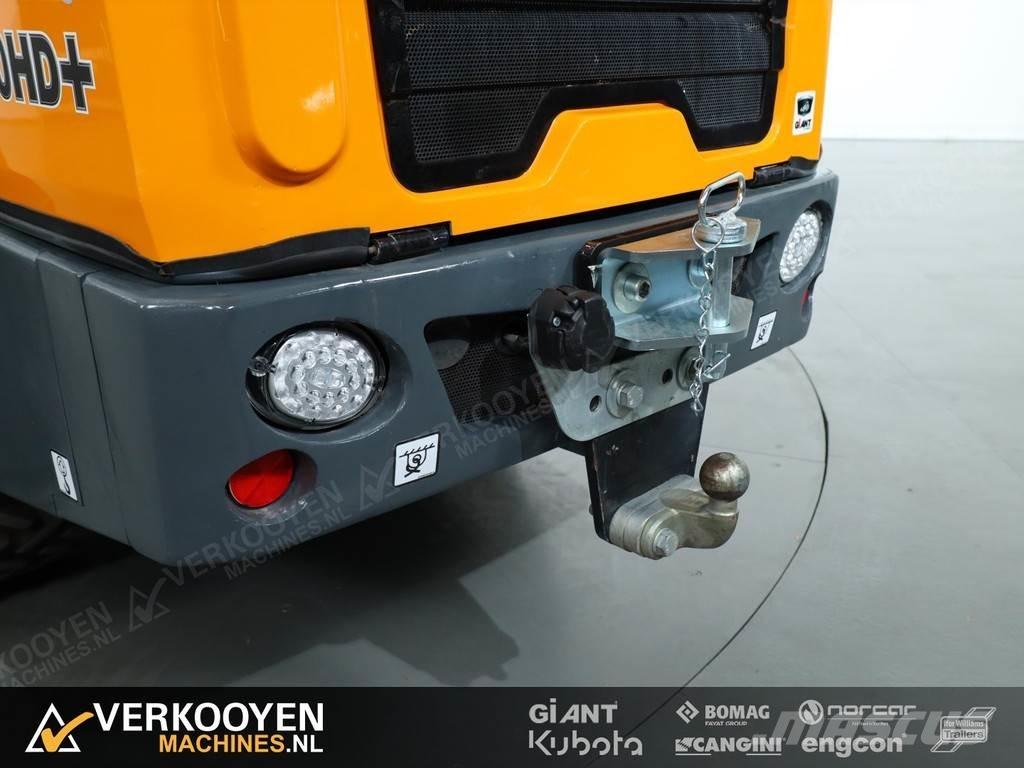 GiANT G2700 HD+ Фронтальні навантажувачі