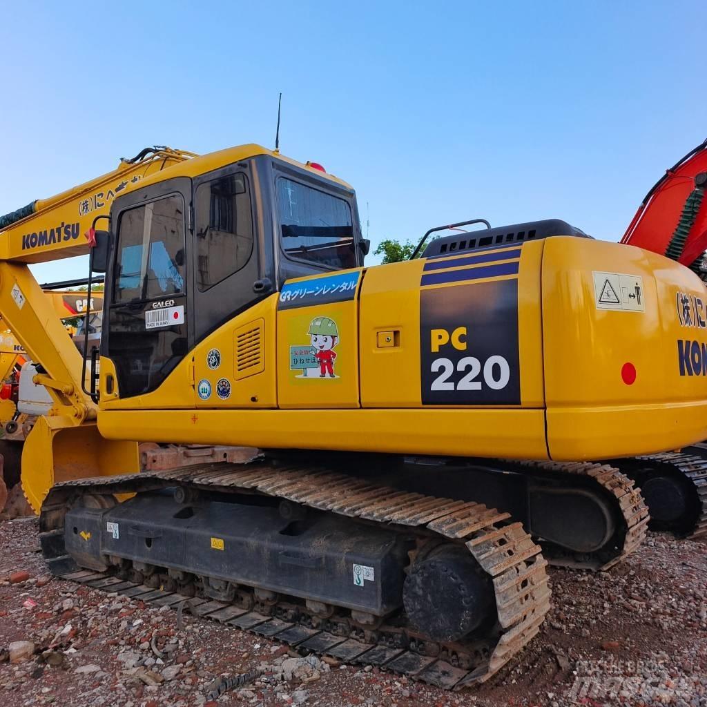 Komatsu PC 220-7 Гусеничні екскаватори