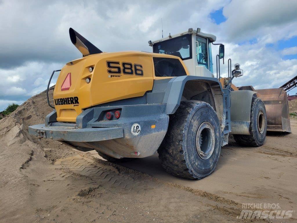 Liebherr L 586 Фронтальні навантажувачі