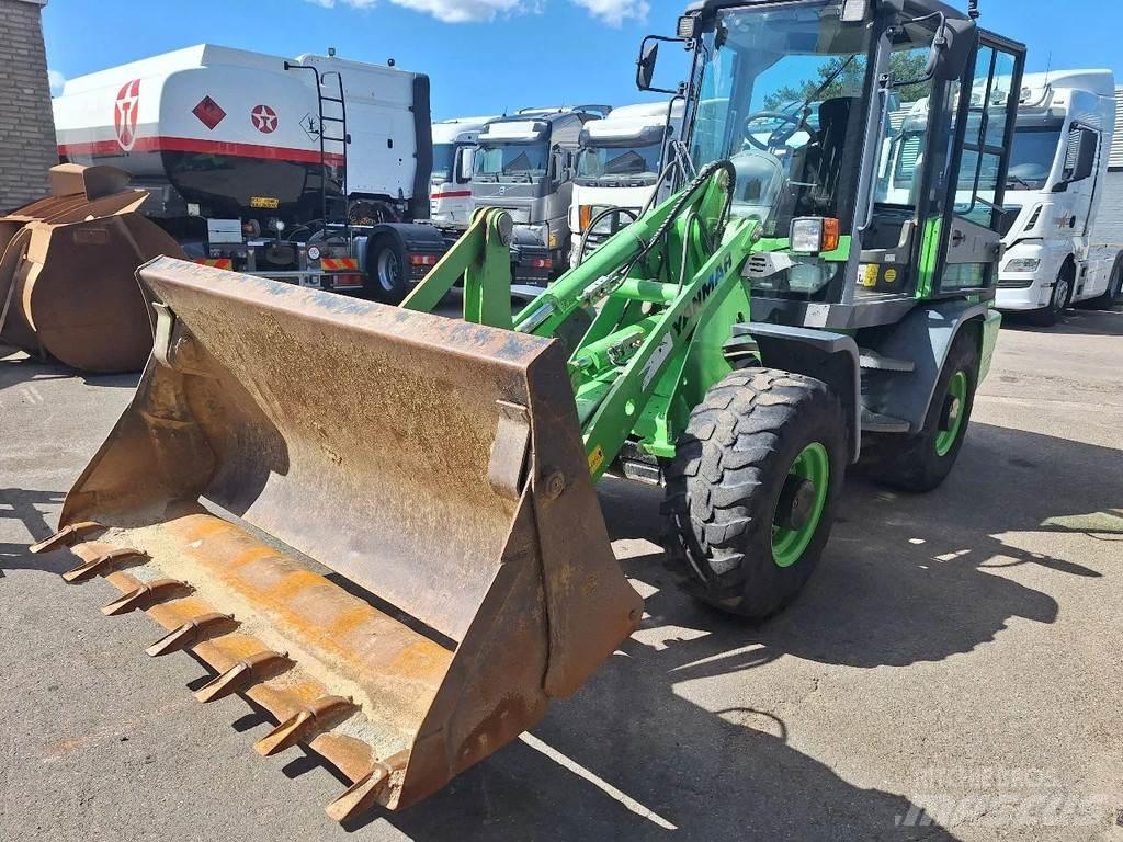 Yanmar V80 Малі навантажувачі