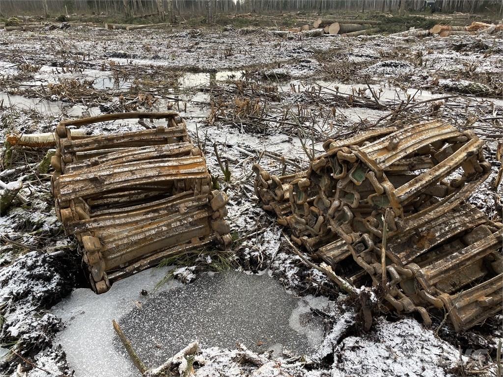 John Deere 1110 G Форвардери