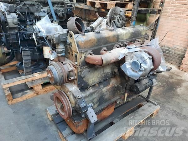 DAF DHS 825 Двигуни