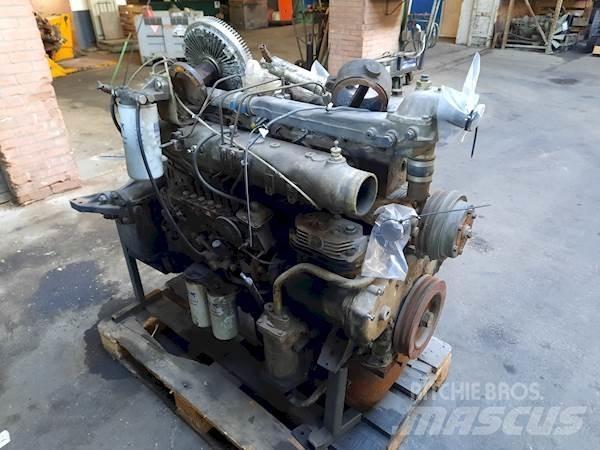 DAF DHS 825 Двигуни