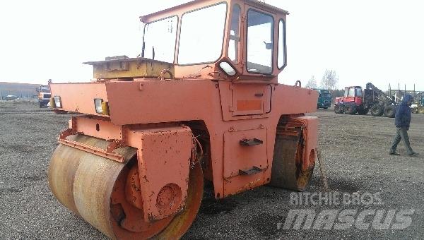 Hamm DV8K Котки тротуарні