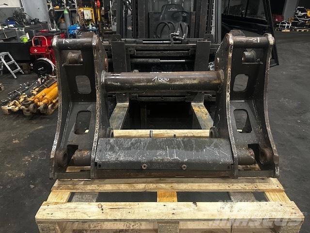 CASE 721 F Швидкі з`єднувачі