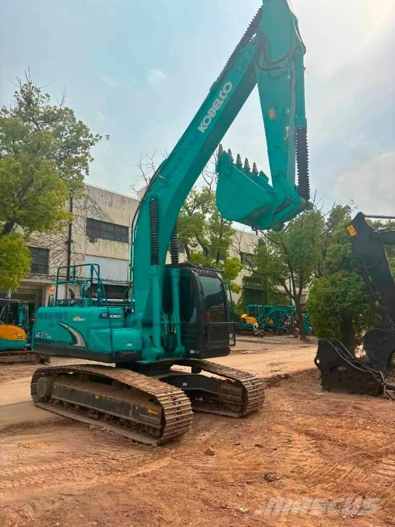 Kobelco SK 210 Гусеничні екскаватори