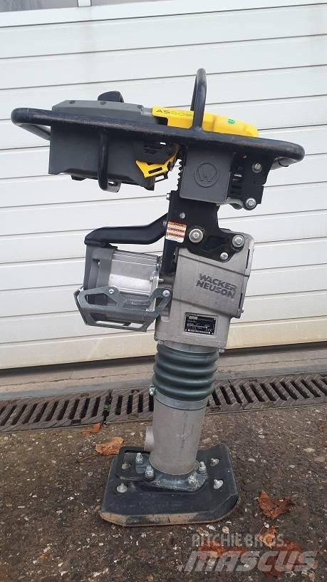Wacker Neuson AS50e Трамбувальники