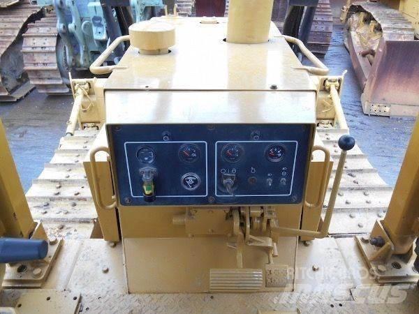 CAT D6G Гусеничні бульдозери