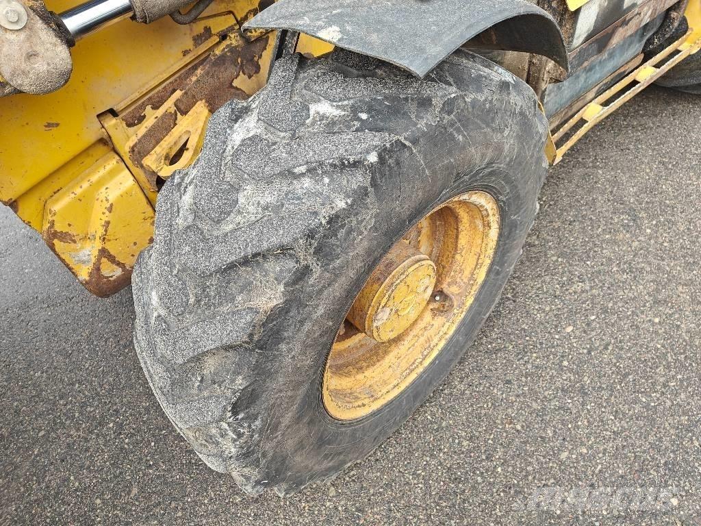 CAT 428 F Екскаватори-навантажувачі