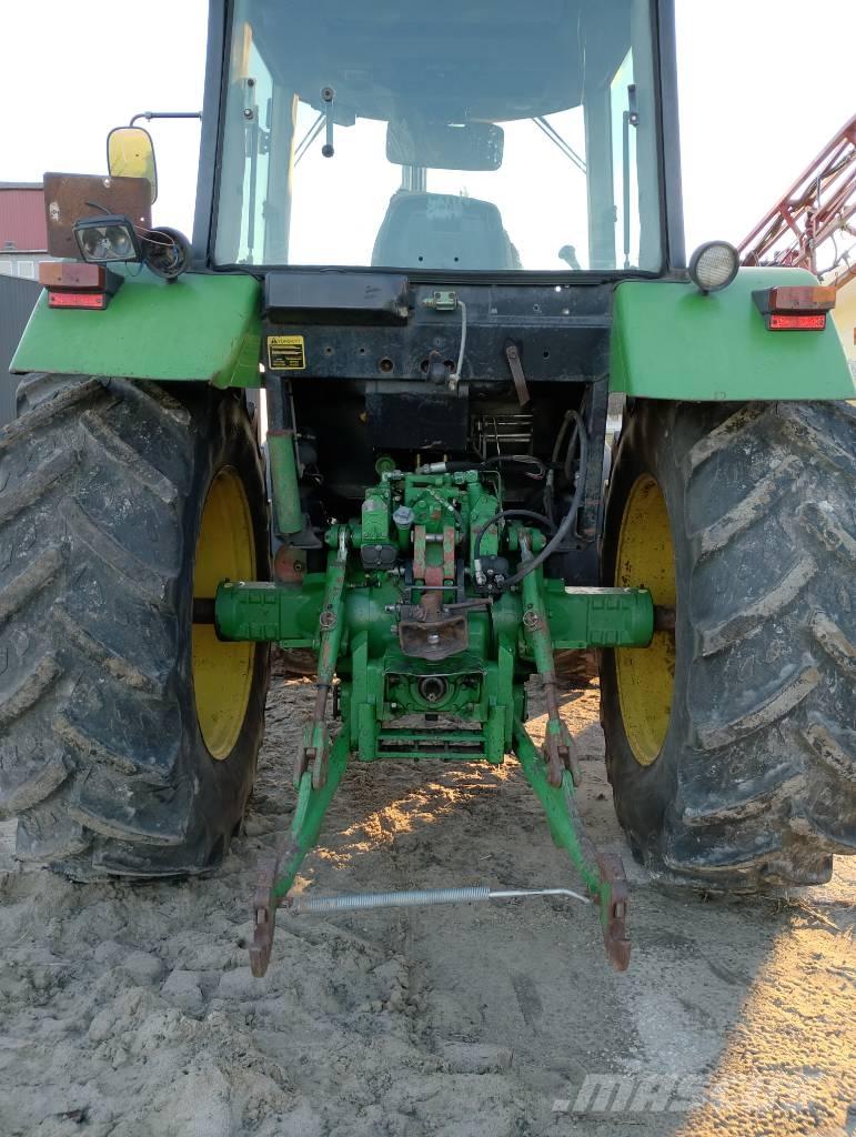 John Deere 4455 Трактори