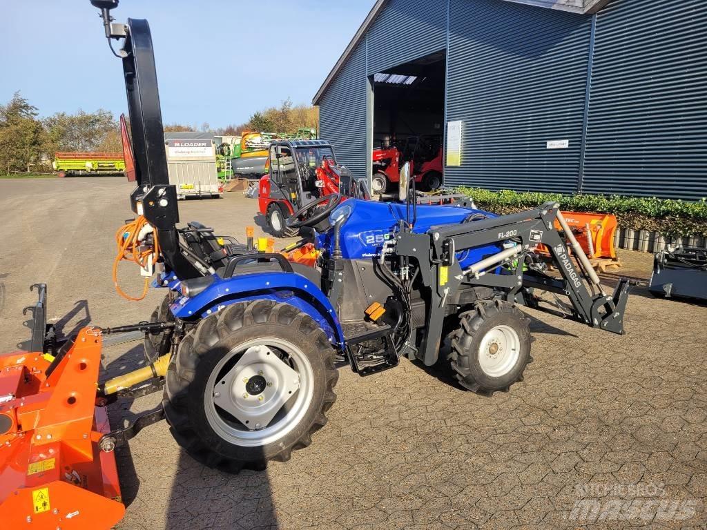 Farmtrac 25 G HST Трактори