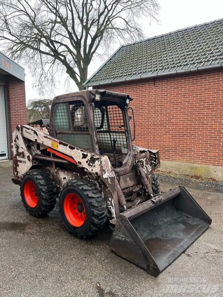 Bobcat S510 Міні-навантажувачі