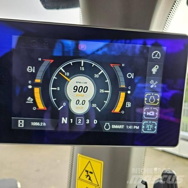 CASE 621GXT Фронтальні навантажувачі