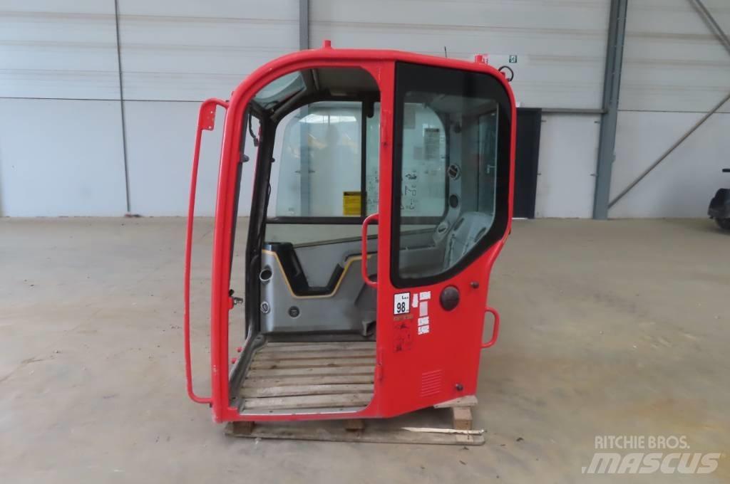 Volvo ECR 88 D Кабіна