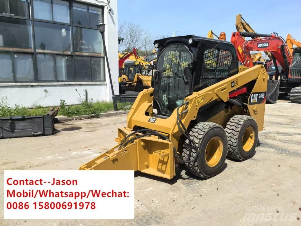CAT 246 D Міні-навантажувачі