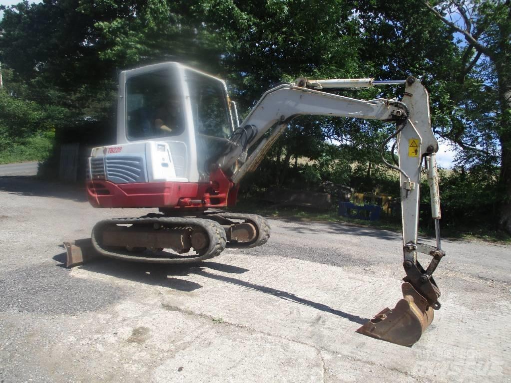 Takeuchi TB 228 Міні-екскаватори < 7т