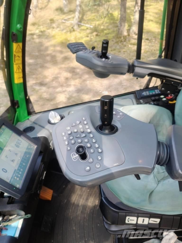 John Deere 1270 G Харвестери