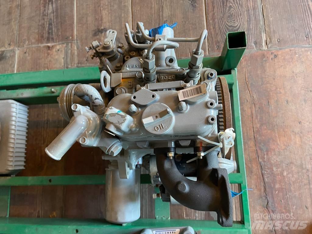 Kubota Z482 Двигуни