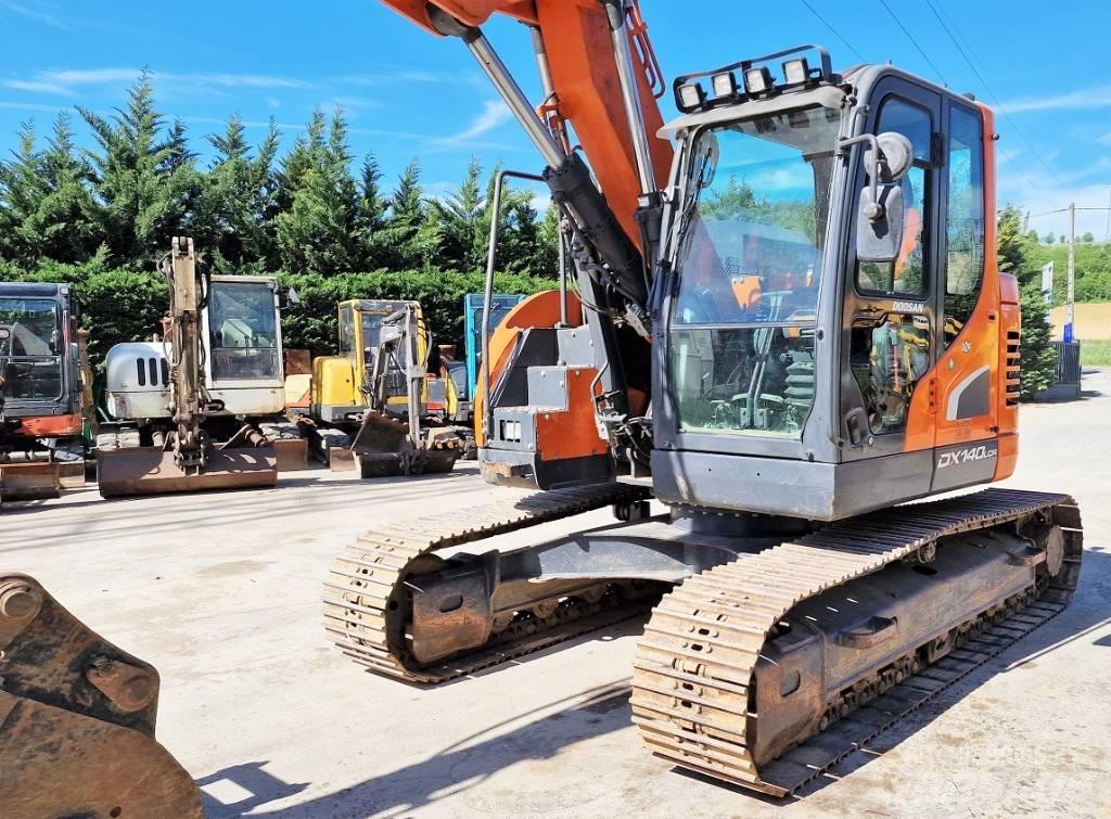 Doosan DX 140 LCR-5 Гусеничні екскаватори