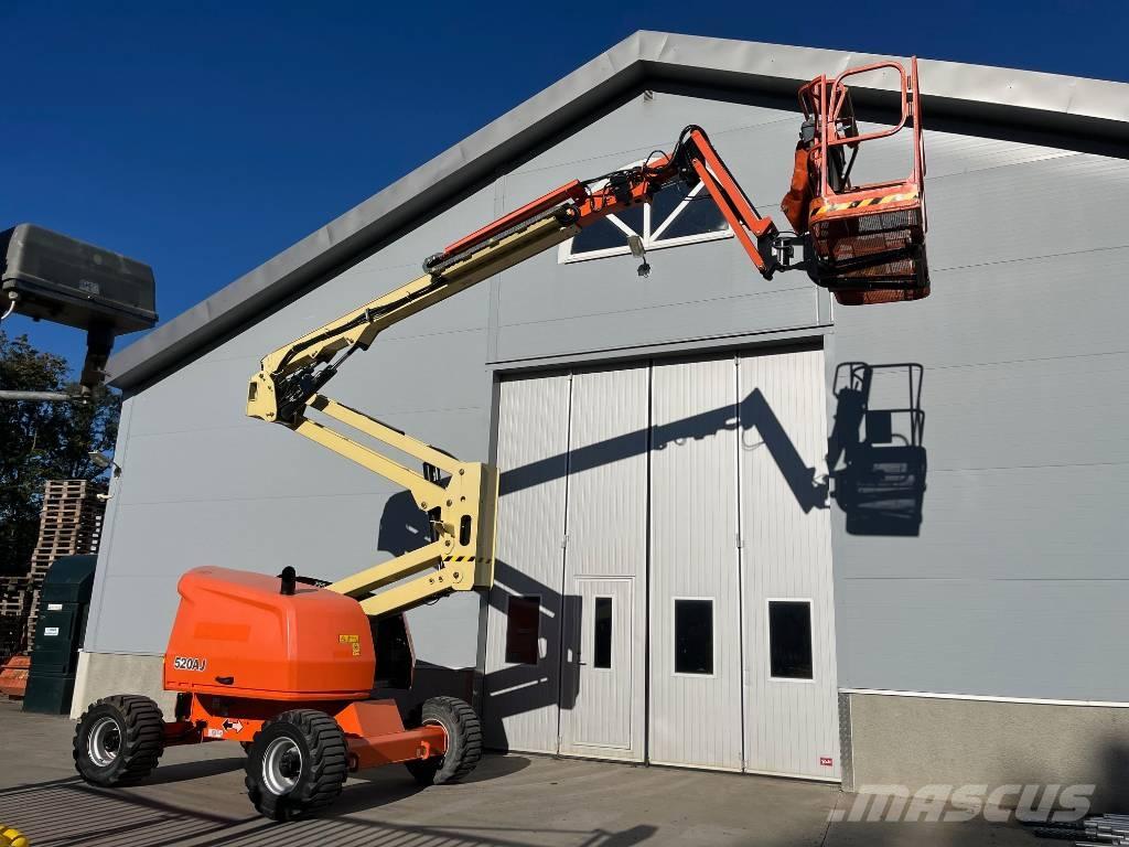 JLG 520 AJ Колінчаті підйомники