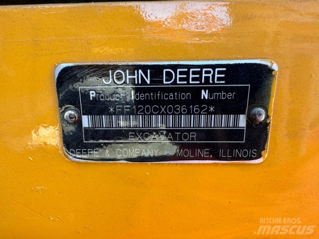 DEERE 120C LC Гусеничні екскаватори