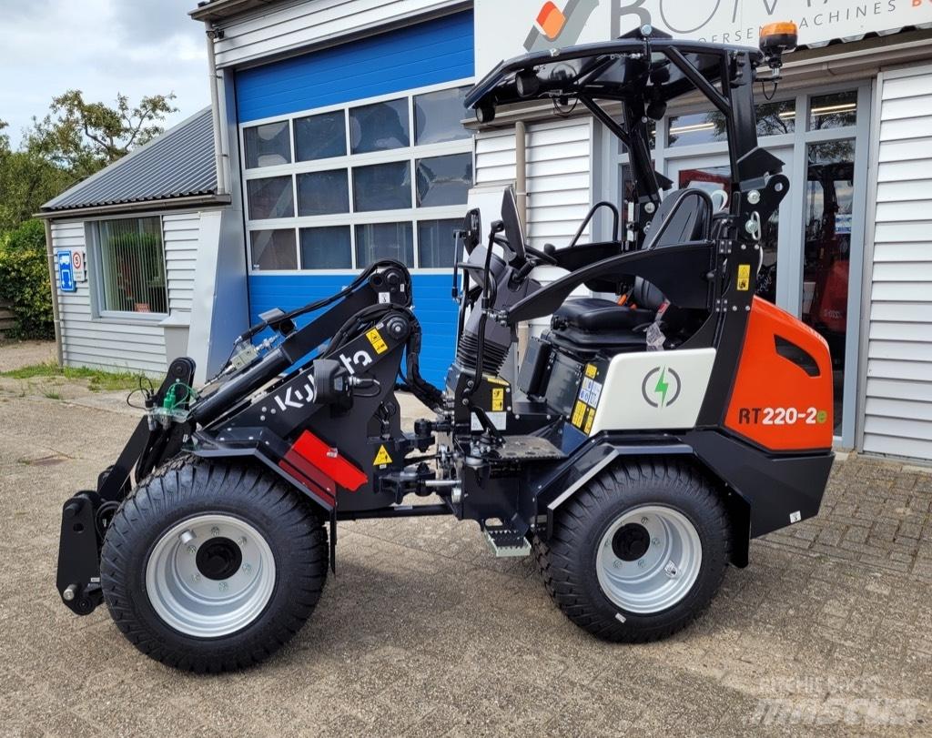Kubota RT220-2e Малі навантажувачі