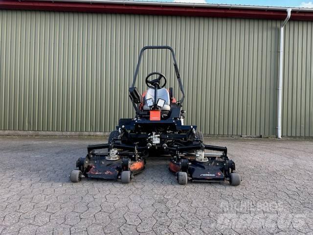 Jacobsen AR331 Грубі косарки