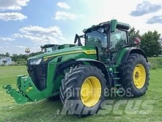 John Deere 8R 370 Трактори