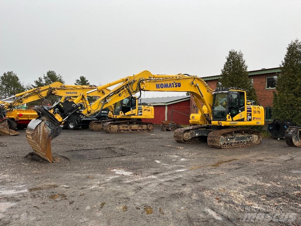 Komatsu PC210LC-11 Гусеничні екскаватори