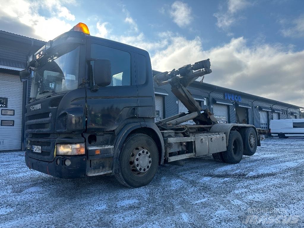 Scania P420 6x2*4 Вантажівки з гаковим підйомом