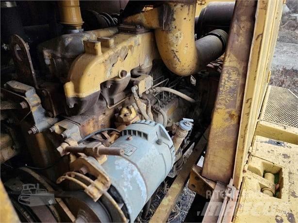 CAT 245 Гусеничні екскаватори