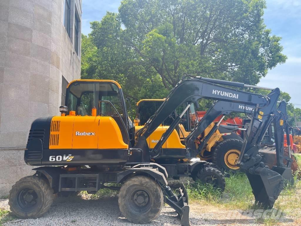 Hyundai Robex 60 VS Міні-екскаватори < 7т