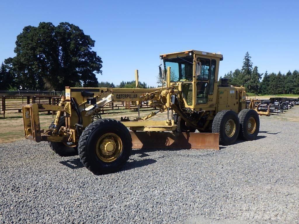 CAT 140 G Грейдери