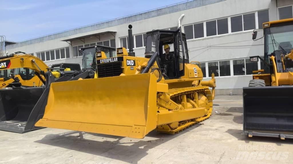 CAT D 6 D Гусеничні бульдозери