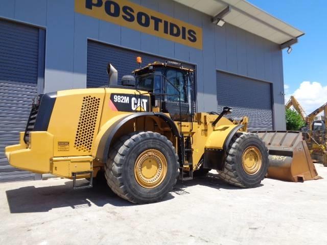 CAT 982 M Фронтальні навантажувачі