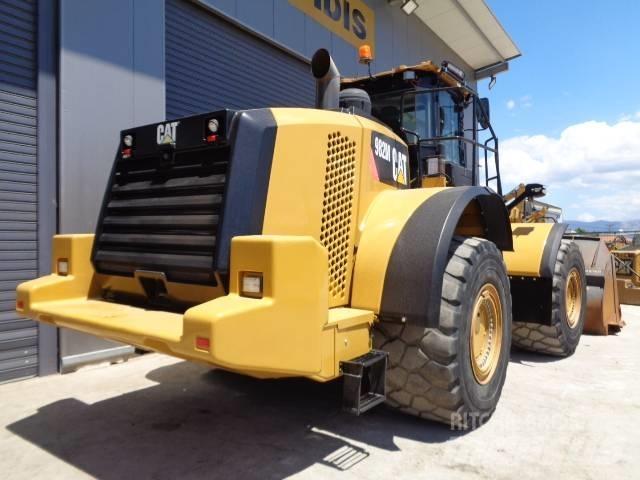 CAT 982 M Фронтальні навантажувачі
