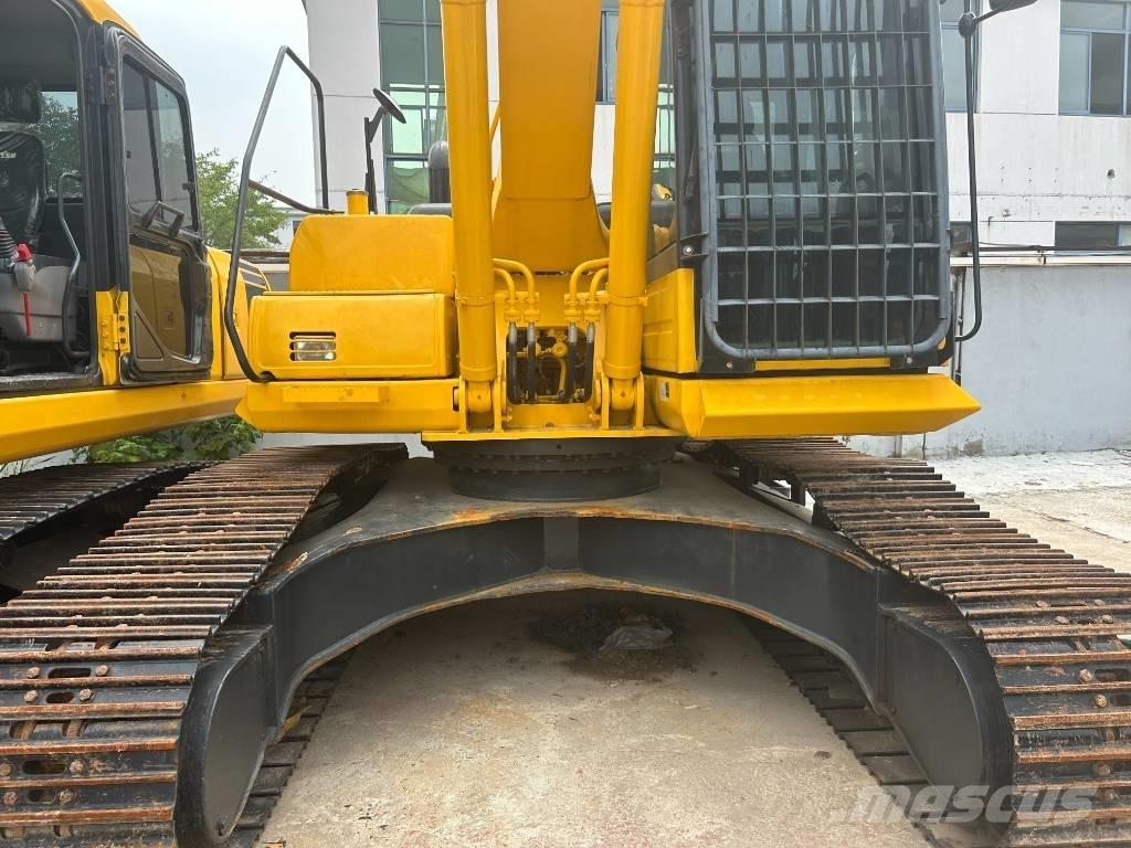 Komatsu PC 240 Гусеничні екскаватори