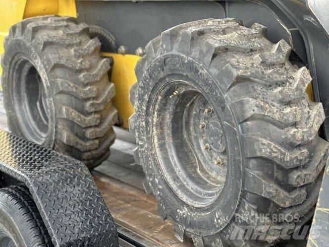 New Holland L 228 Міні-навантажувачі