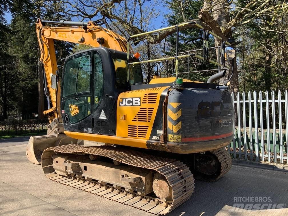 JCB JS 130 LC Гусеничні екскаватори