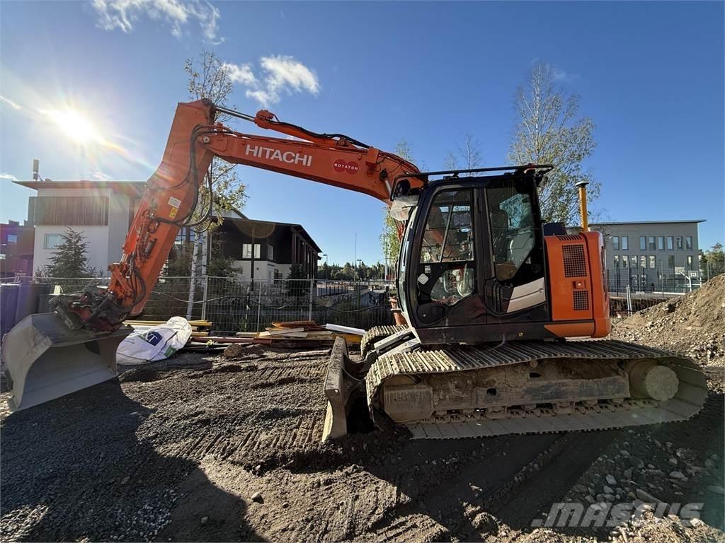 Hitachi ZX135 US-6 Гусеничні екскаватори