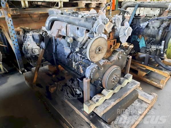 DAF 865 RS222L Двигуни