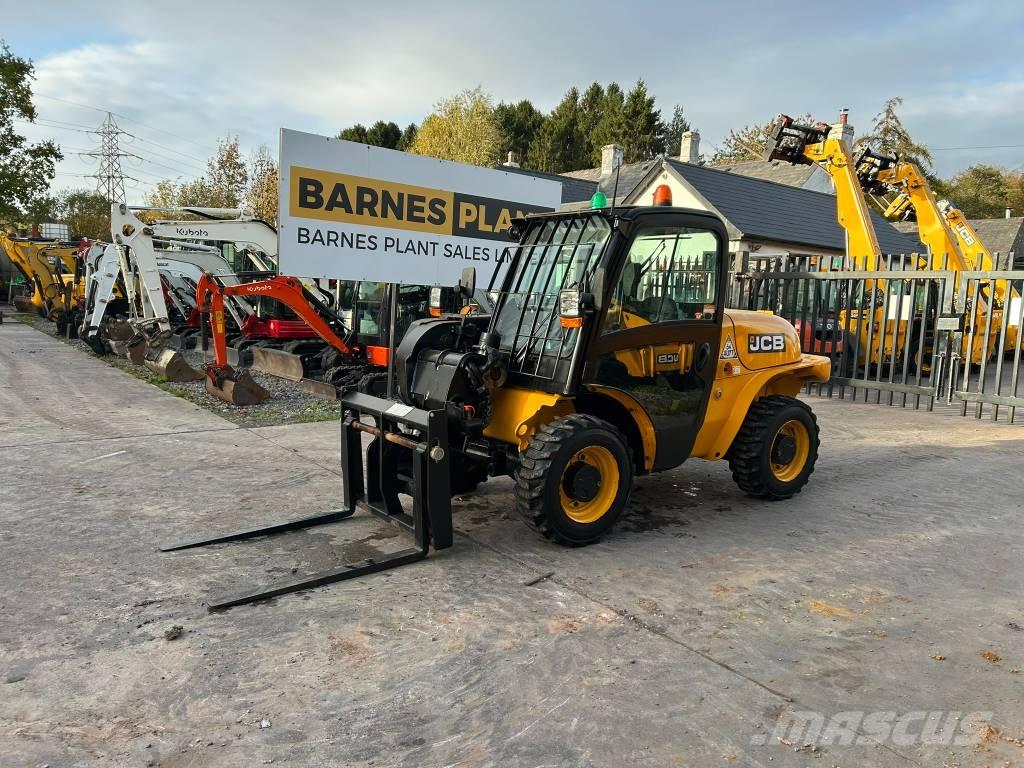 JCB 520-40 Телескопічні навантажувачі