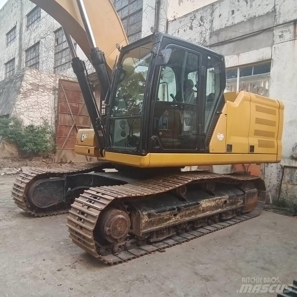 CAT 330GC Гусеничні екскаватори