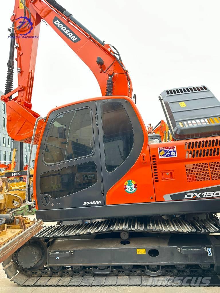 Doosan DX 150 Середні екскаватори 7т. - 12т.