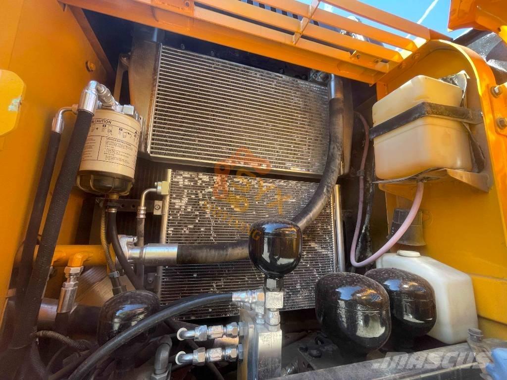 Hyundai 210W-9 Колісні екскаватори