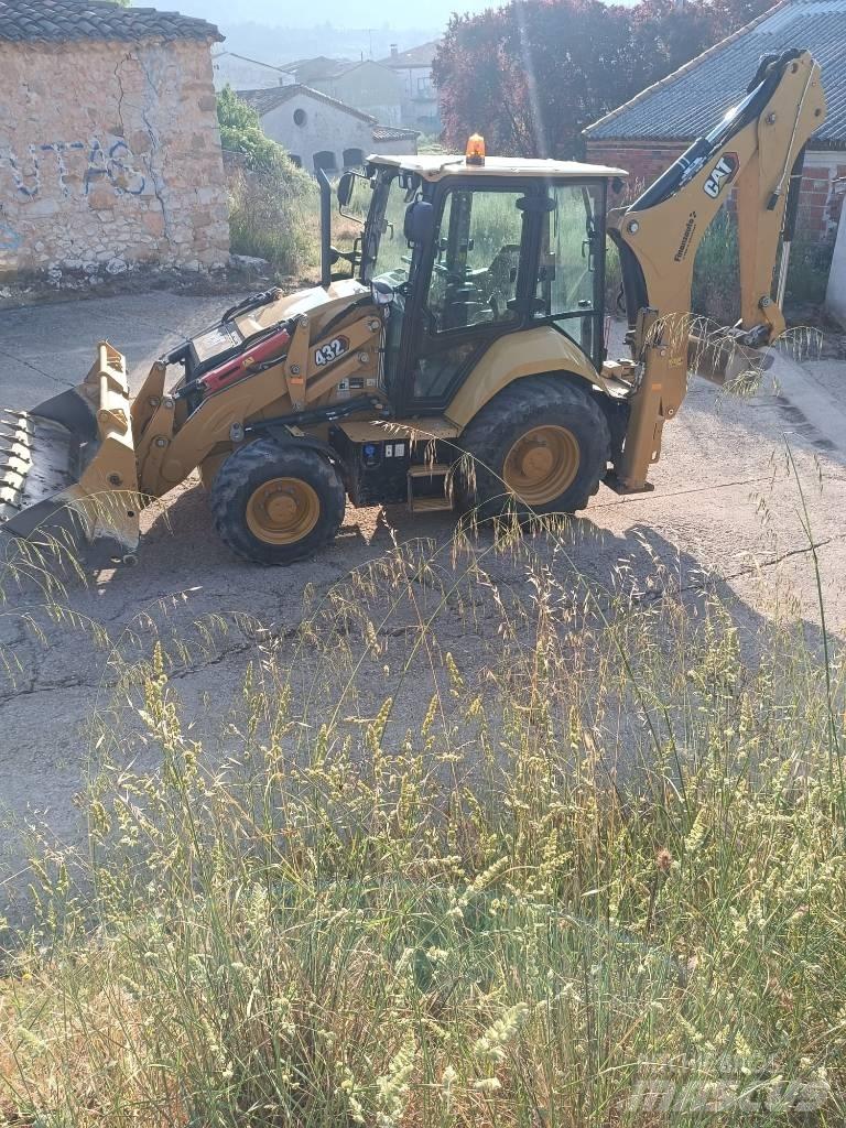 CAT 432 F Екскаватори-навантажувачі