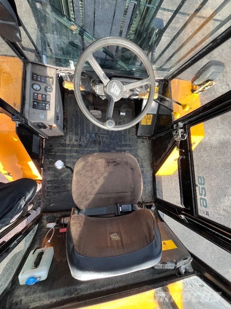 JCB 926 RTFL Навантажувачі підвищеної прохідності