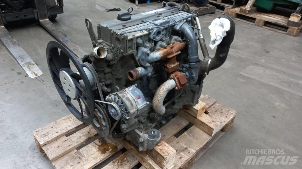 Deutz BF4M1012E Двигуни