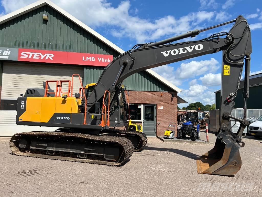 Volvo EC 200 E Гусеничні екскаватори