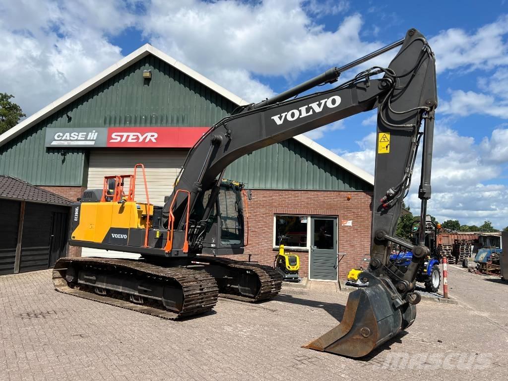 Volvo EC 200 E Гусеничні екскаватори